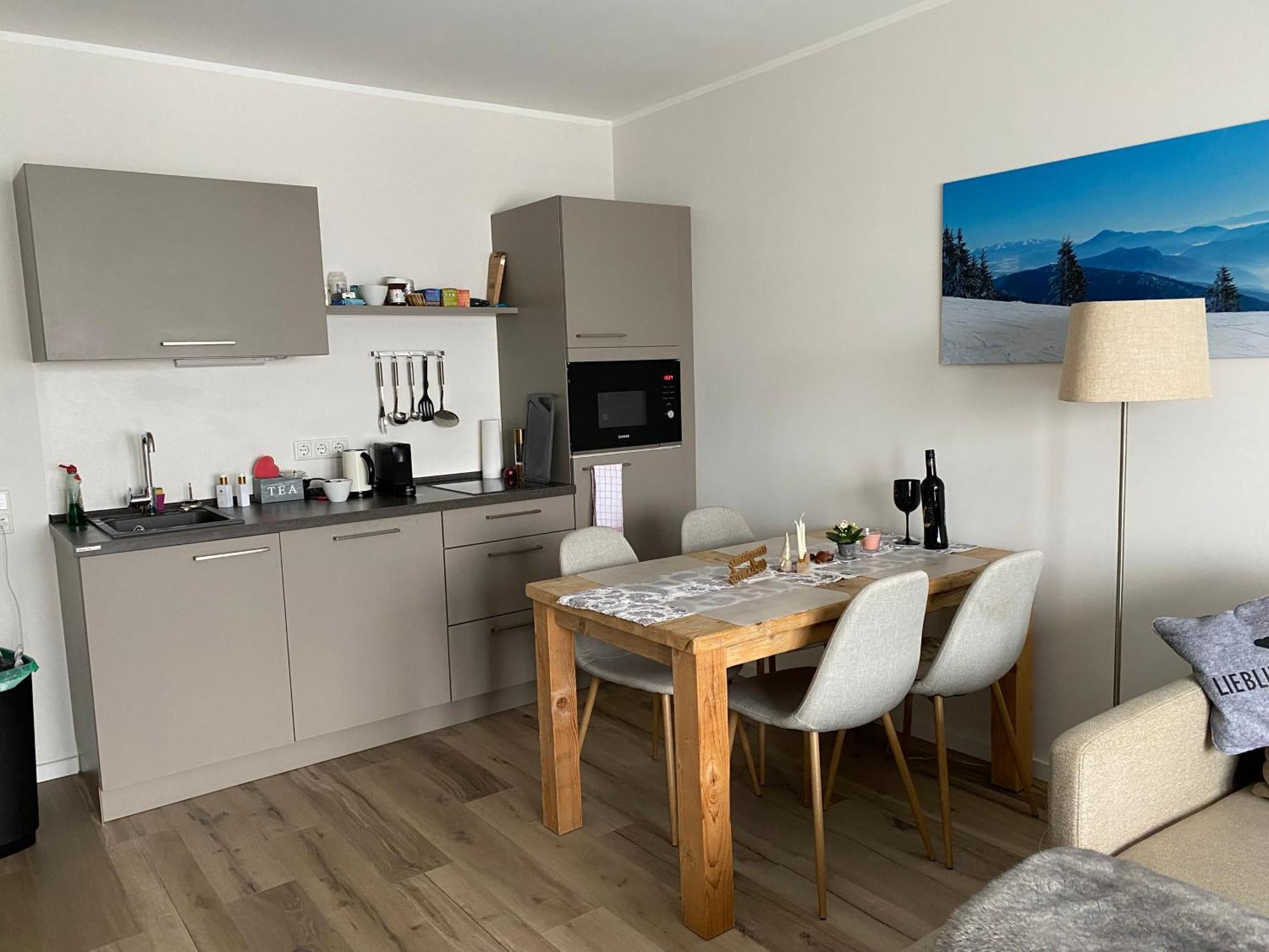Apartment Wanderful App 704
